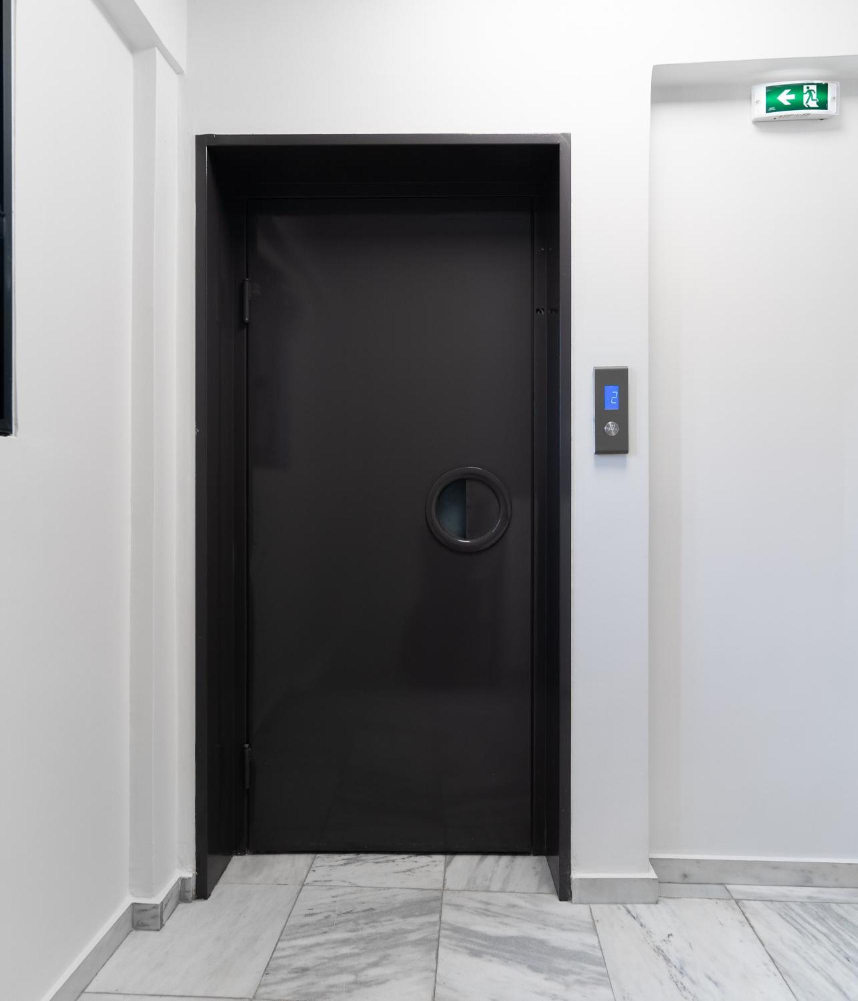Gkr Luxury Apartments Atene Esterno foto