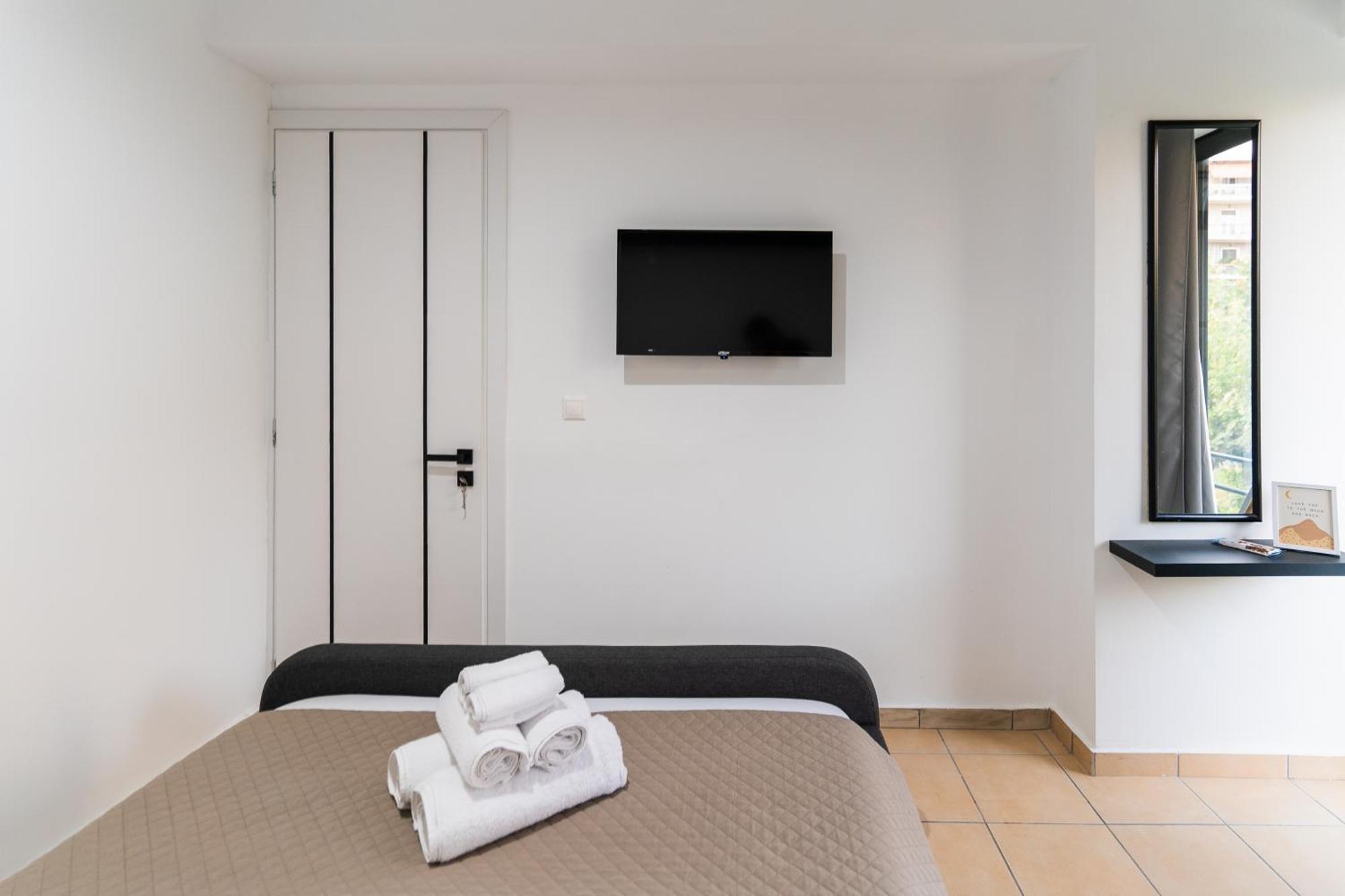 Gkr Luxury Apartments Atene Esterno foto